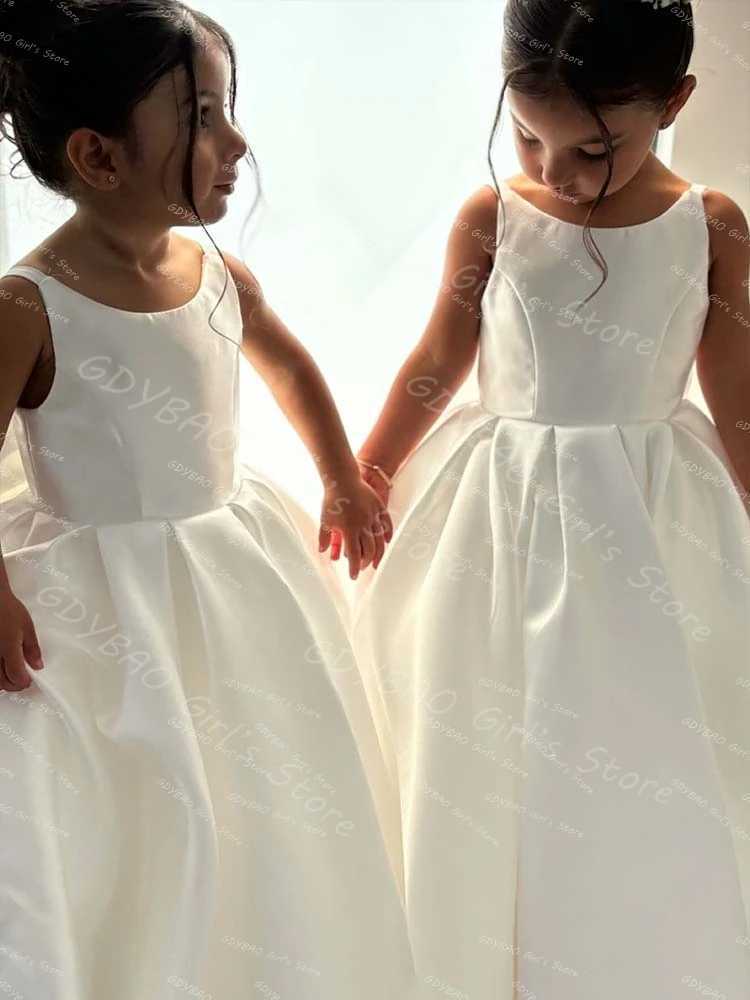 ivoire Flower Girl Dress With Bow Strap Mini Bridal Wedding Dress Kids Ball Gown 1st Communion Dress Customized Wedding Dresses W250811