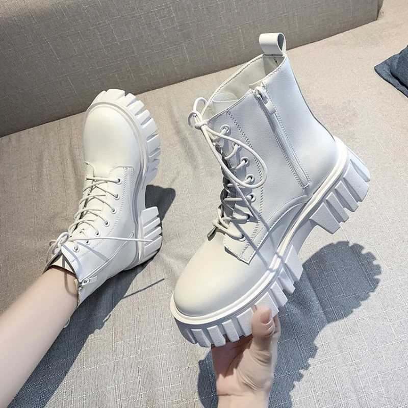 2024 New Women Leather Face Boots Outdoor Non-Slip Walking Shoe Fashion Comfort Soft Soled Boots Casual Female Shoes Mujer W250811