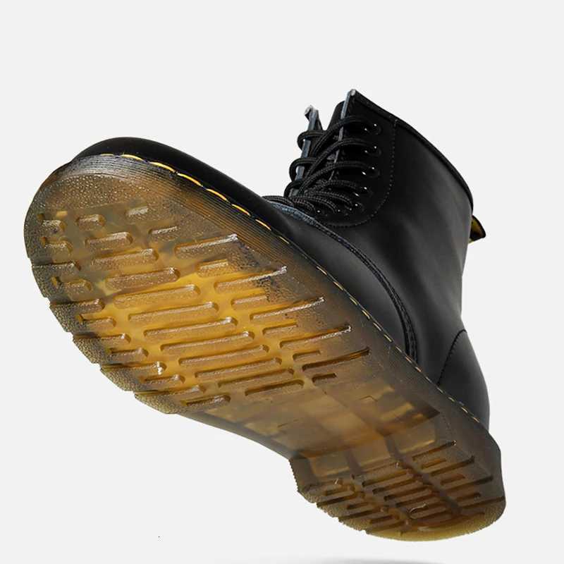 Unisex Genuine Leather Casual Boots Fashion British Style Riding Short Ankle Boots Couple Boots Size 35-48 Womens Boots W250811