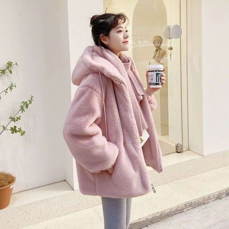 Winter women's artificial lazy rabbit coat, loose and thick wool hooded leather jacket
