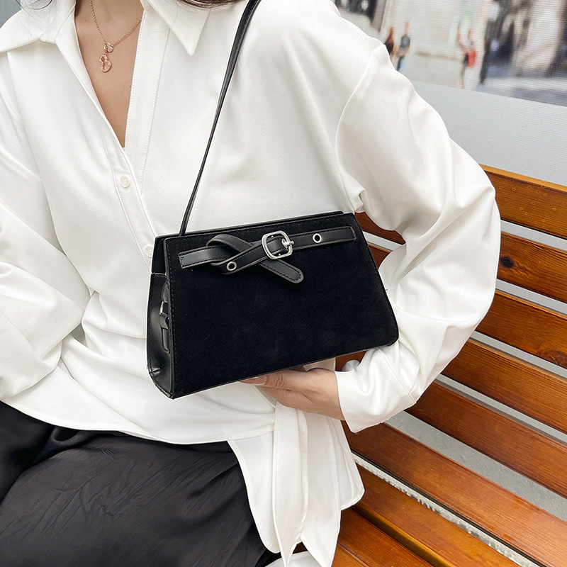 Matte Texture for Women 2025 New Autumn Winter Simple Fashion Small Square Single Shoulder Crossbody Bag ddmymoon