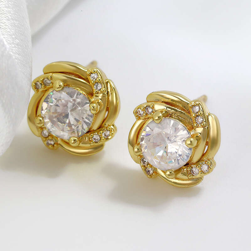 DHcollections New Fashionable Pearl Zircon Simple Earrings