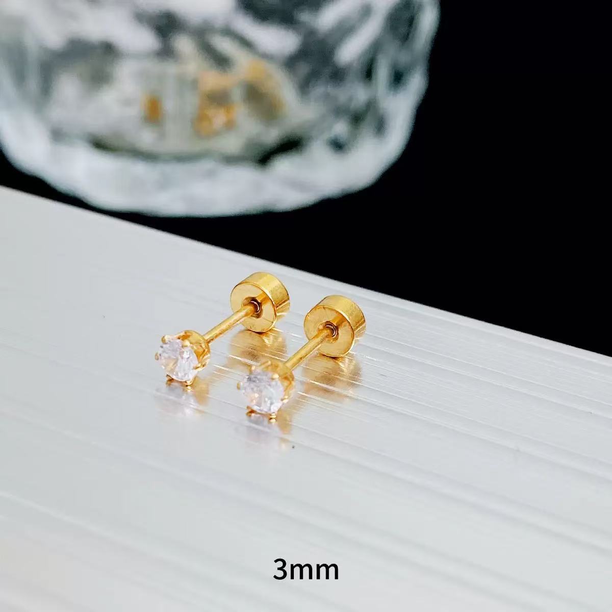 Summer Hot Sale Titanium Steel Fashion Zirconia Small Earrings