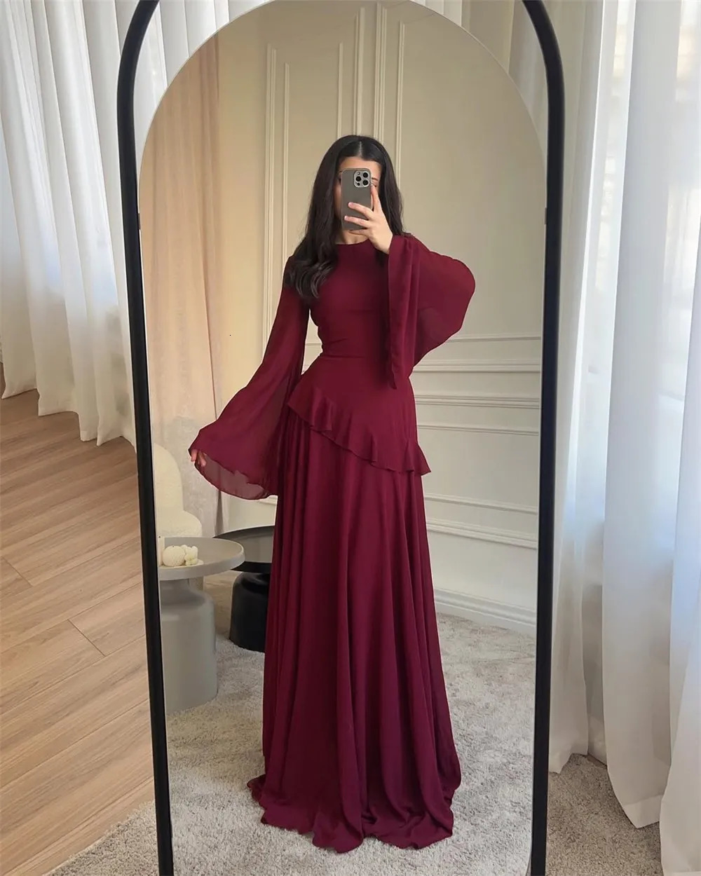 Summer Ruffles Flowy Scoop Prom Dress Saudi Arabia n Long Sleeves Tulle Evening Wedding Formal Party Gown Elegant 250811