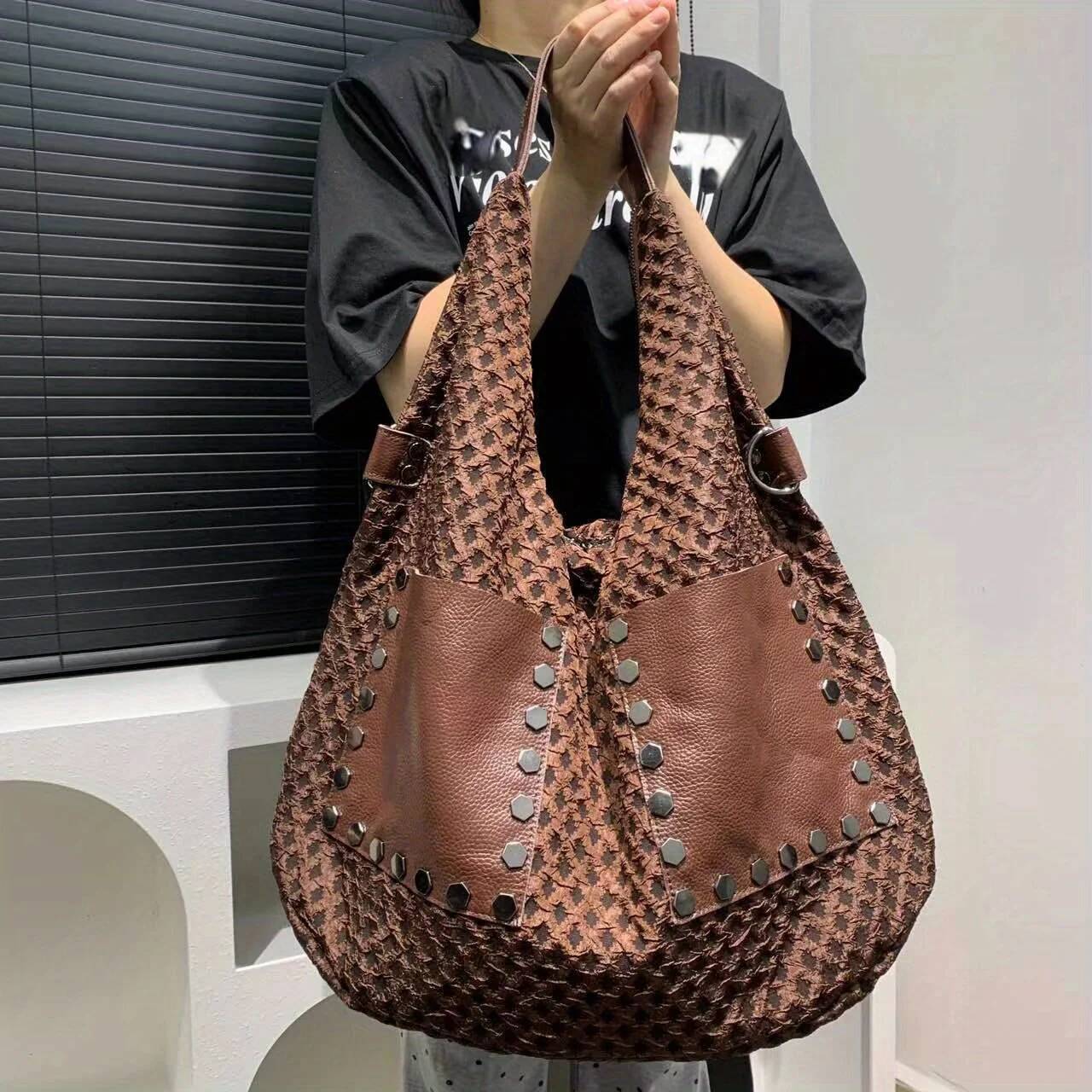 2025 Autumn New Niche Design Women s women s Shoulder Bag Casual Handbag Splicing Leather Large Capacity Commuting Women s Crossbody Bag Autumn bag Ne