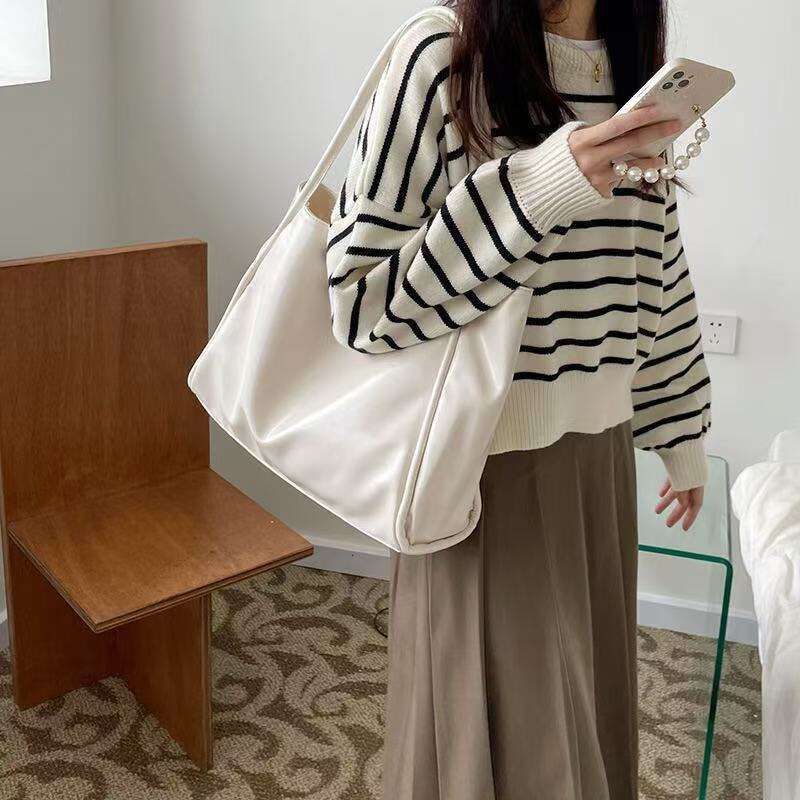 Korean Women's New Handheld Tote Niche Versatile Large Capacity Single Shoulder Casual Bucket Bag B5