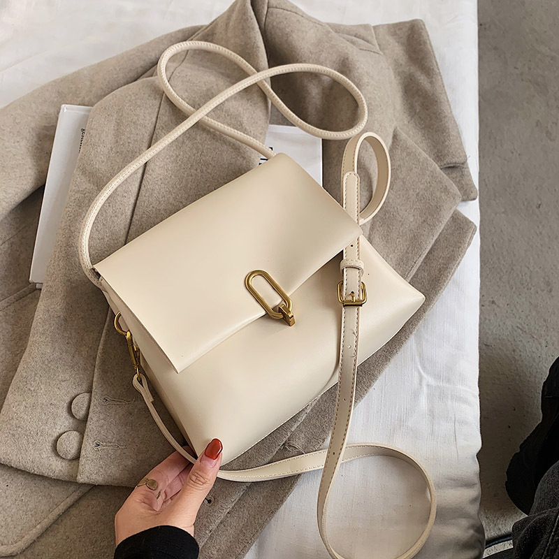 Autumn New Women s Shoulder Bag Fashionable design Women s Small Square Bag Autumn New Designer Bag Simple Retro Style Women s Crossbody Bag