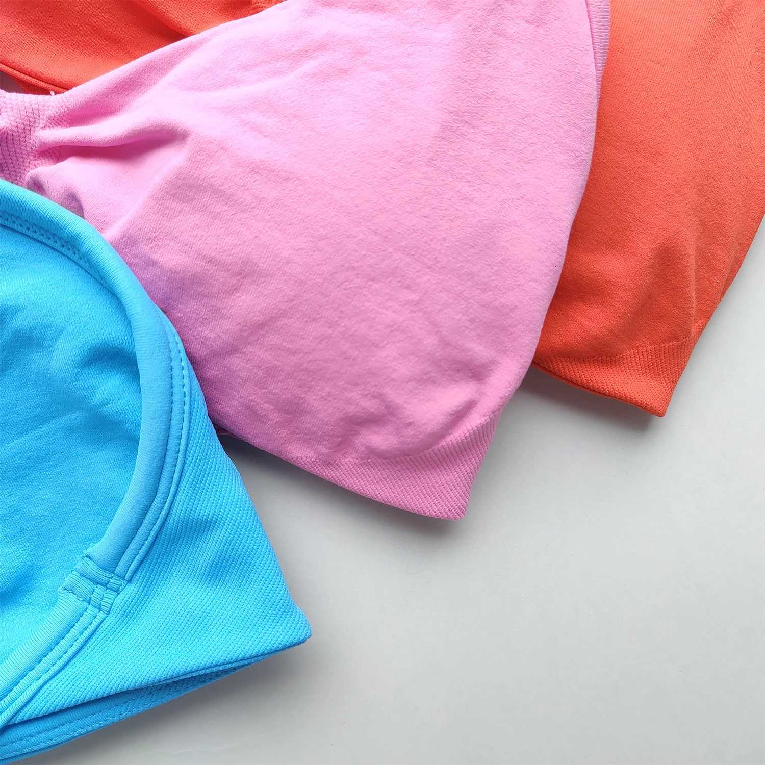 ARFTE Strappy Bra Gym Top Backless Bra Removable Cups Women Workout Clothing Seamless Bras Scrunch Workout Tank Z250812