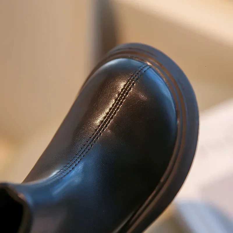 Girls Shoe Autumn Winter Child Short Boots Anti Slip Soft Sole Ankle Boots Barefoot Shoes Kids Casual Shoes Boots for Girls XJ250812