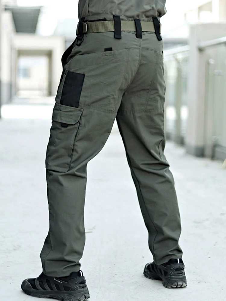Mens Tactical Pants Durable Multi-Pocket Cargo Pants for Outdoor Construction Work Hiking and Trekking Casual Tactical Pants W250819