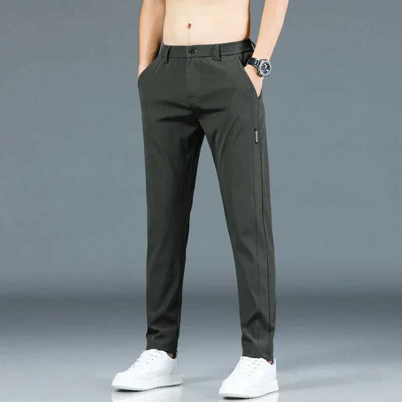 2024 Summer New Thin Ice Silk Stretch Mens Pants Casual Elastic Waist Smooth Trousers Pants Male Brand Clothing 5 Colors W250812