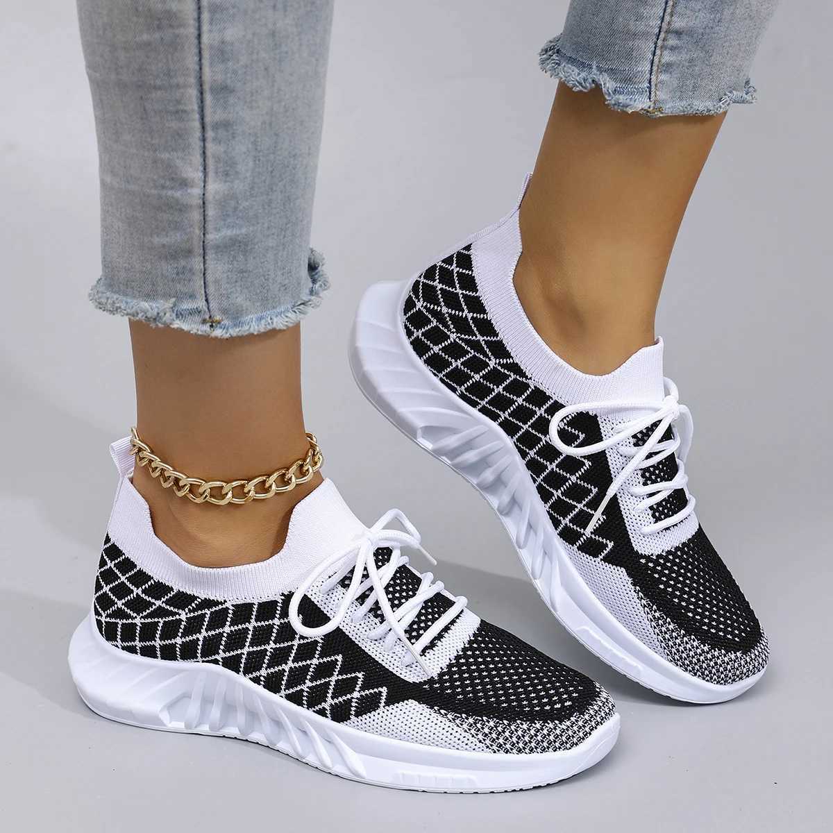 Womens Summer Breathable Mesh Flat Shoes Womens Shoes Casual Sneakers Shoes Clearance Free Shipping Z250812