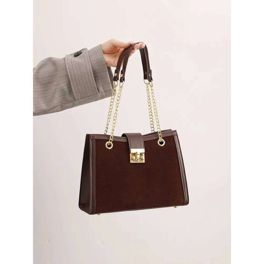 Hot Selling Winter Matte Leather Women Handbag Fashion Chain Female Shoulder Casual Big Tote Lady Crossbody Messenger Bag Designer Bags