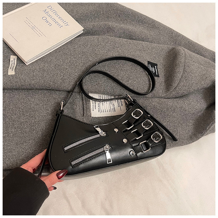 2025 autumn new women's shoulder bag chain strap niche design armpit bag fashionable commuting shoulder bag designer bag women's crossbody b