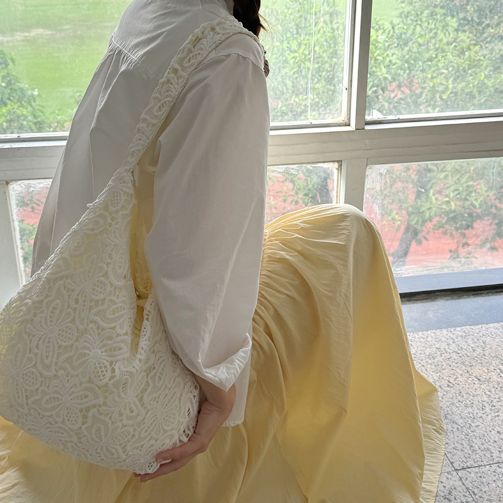 Zhao Lusi Same Pastoral Style Lace Summer Gentle Fairy Large Capacity Commuter Tote Bag for Women ddmymarket