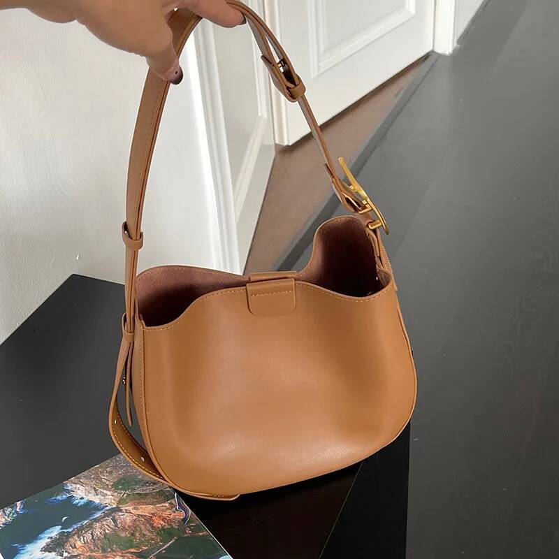 2025 cow Leather half moon saddle quality women tote Bucket Bag lady commuter Crossbody fashion shoulder underarm bag ddmymarket
