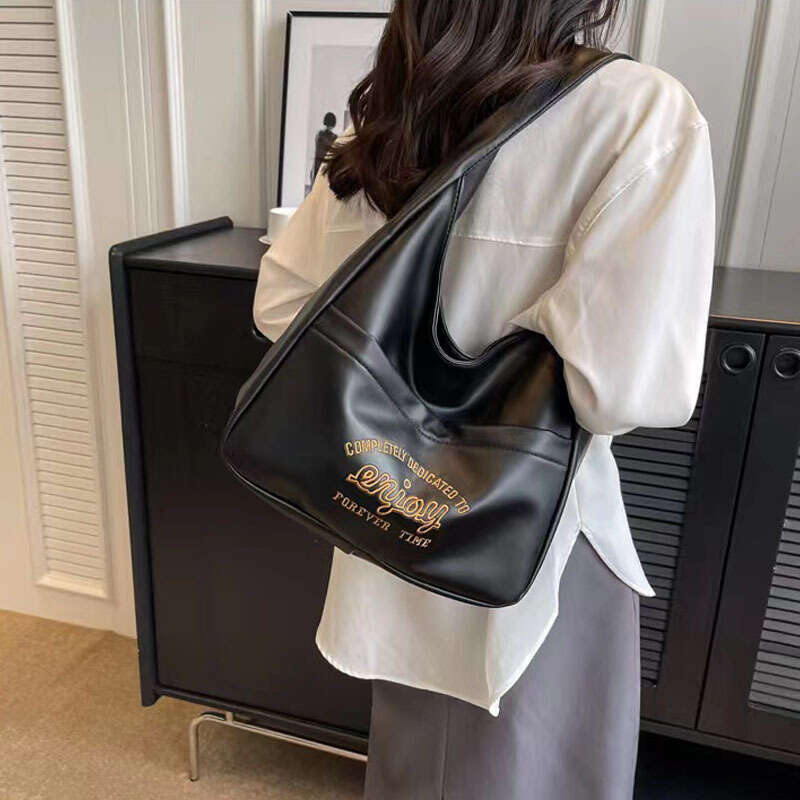 Spring And Summer New Large Capacity Tote Wide Strap PU Leather Embroidered Shoulder Women's Bag B5