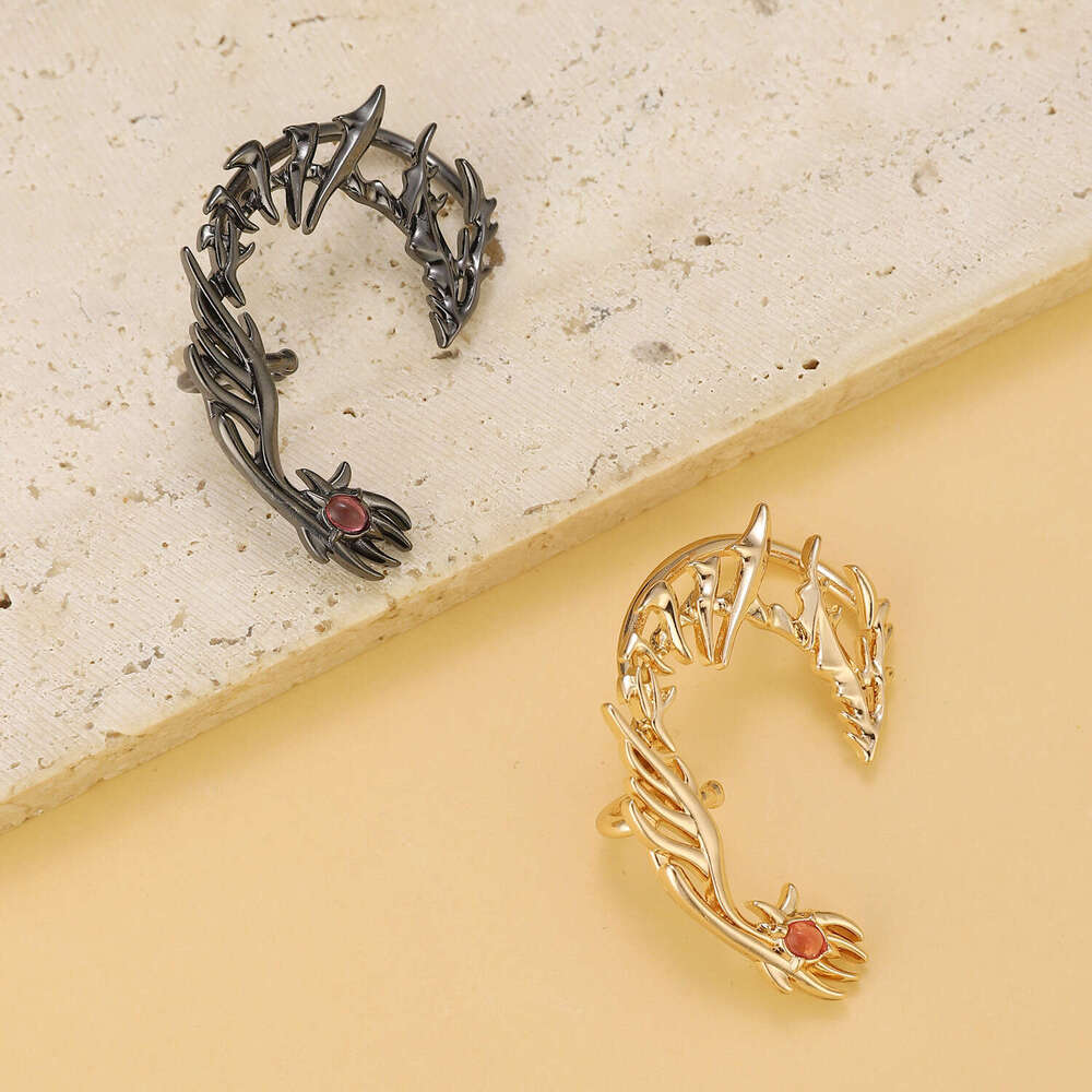 Exaggerated Personality Punk Dragon Clip for Women Without Piercing New Chinese Style Dragon-Shaped Zircon Thorn Geometric Ear Cuff