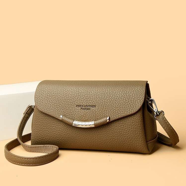 2025 Summer New Fashion Versatile Soft Leather Single Shoulder Crossbody Large Capacity Middle-aged Mom Bag