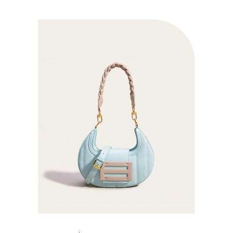 toteBag Shoulder bag ROSE NOIRE Horn Underarm Crescent Saddle Niche Design Women S New Single Crossbody Bag Trendy