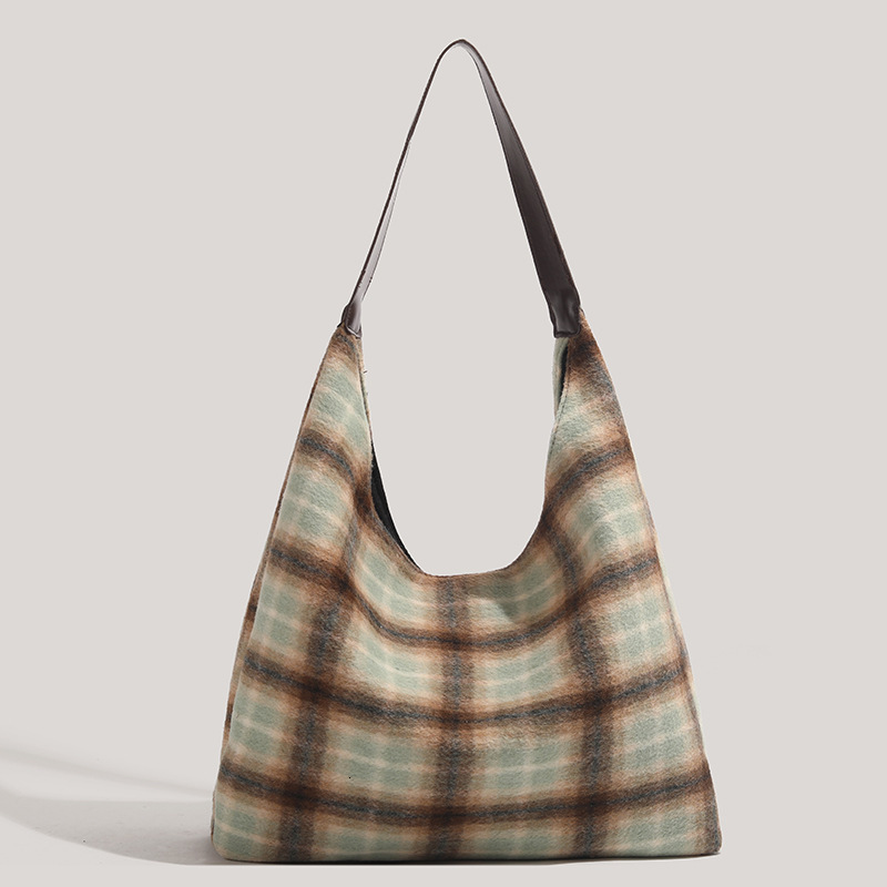High-end Large Capacity New Autumn Winter Fashion Wool Plaid Shoulder Commuter Tote Bag for Women