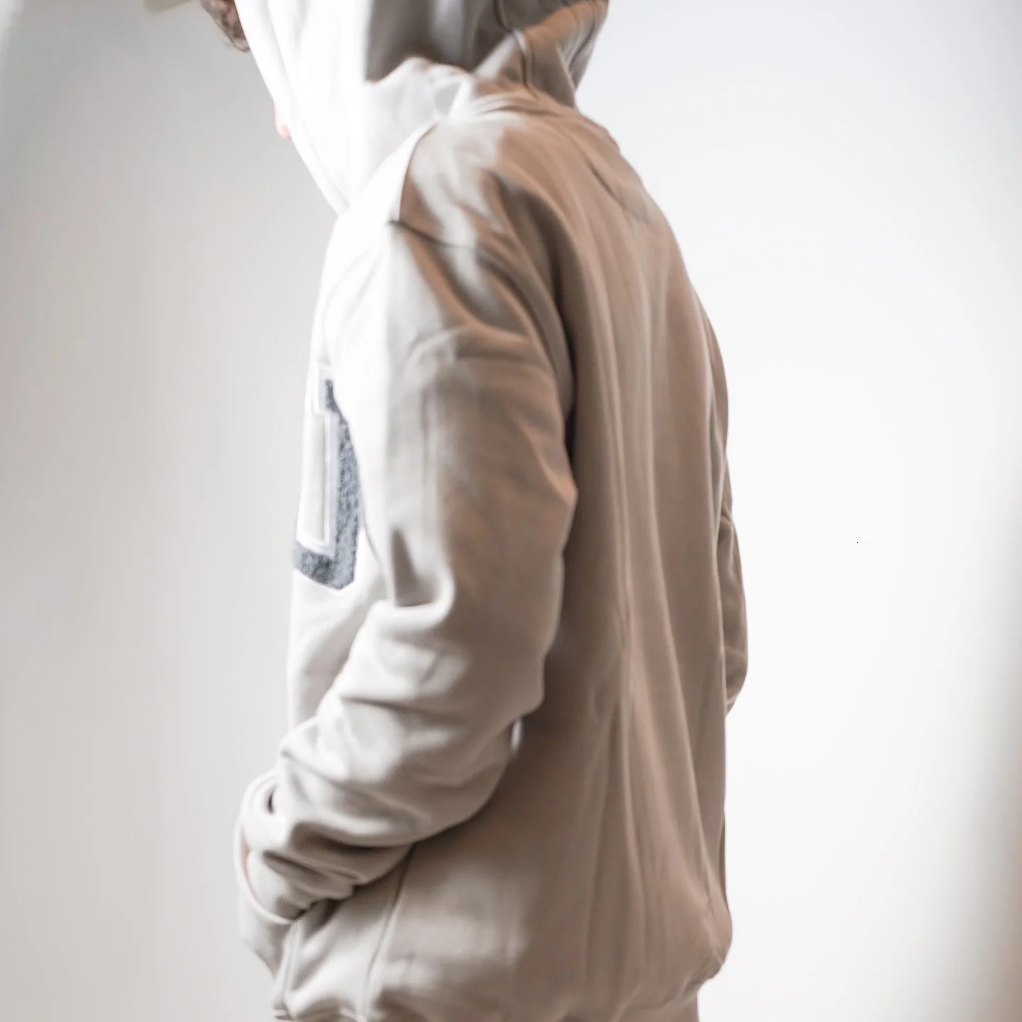 Retro Trendy Hip Hop Hoodie for Men Letter Flocking Embroidery Fashion Streetwear Y2k Sweatshirt Women Loose Pullover 250808