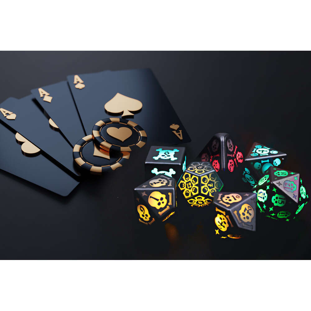 LED Luminous Dungeons and Dragons DND Skull Pattern Wireless Charging 7-Color Flashing Dice