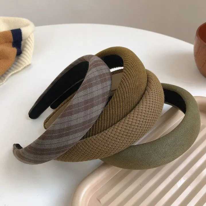 Autumn Winter Band Wide Sponge Wen Non Slip Hair Band Vintage Style High Crown Effect Dark Coffee Hair Accessories 1PC X250812