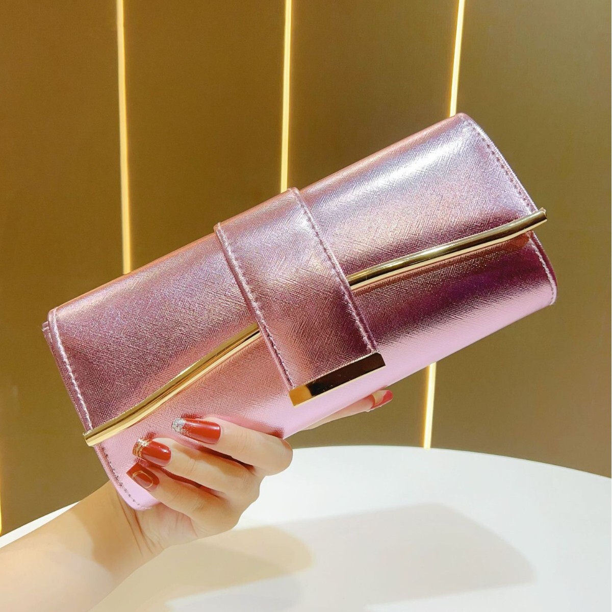 2025 Autumn New Women's Wallet Minimalist Handbag Card Bag Evening Dress Bag Fashionable Light Luxury Elegant Designer Bag