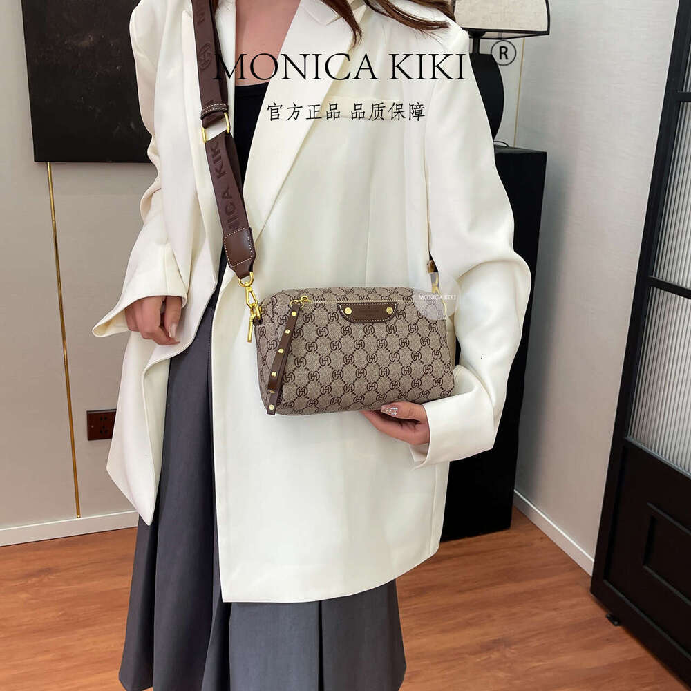Qiqi Gray Monica Printed Letter Trendy Small Square for Women 2025 New Single Shoulder Bag