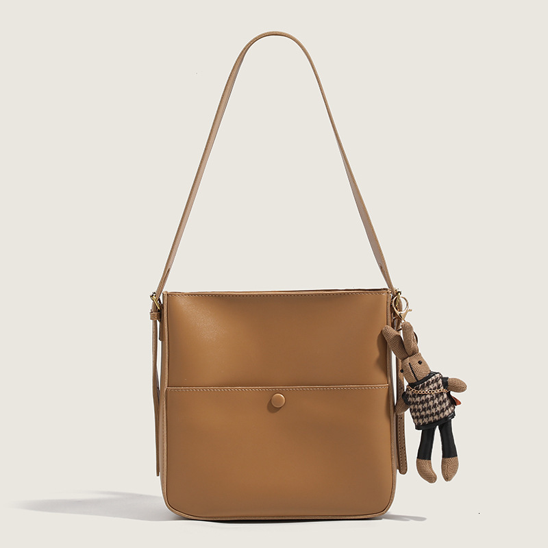 Large Capacity for Women New Trendy Stylish Ins Style Autumn Winter Shoulder Design Commuter Bag