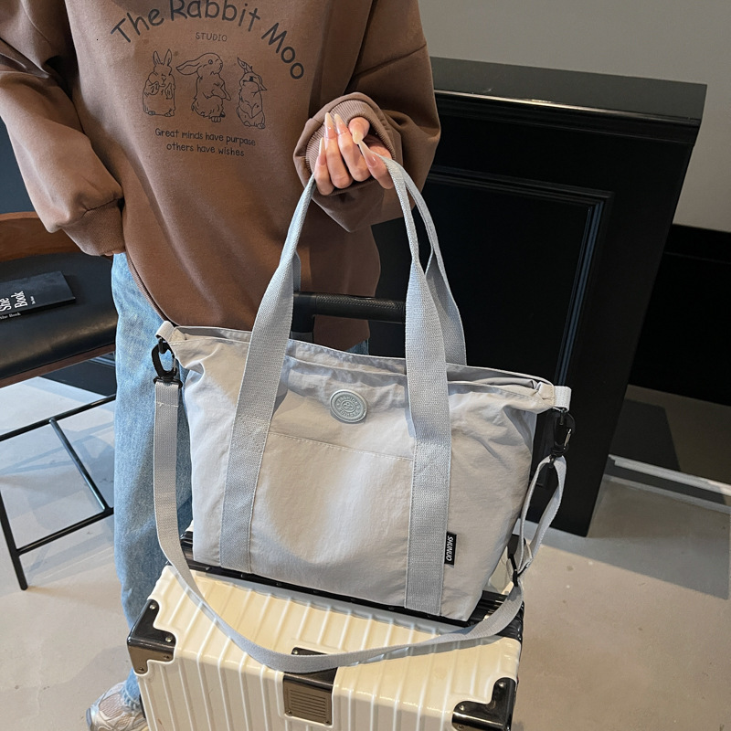Canvas Casual Large Capacity Women Spring Summer New Handheld Tote for Students Class Commuting Crossbody Bag