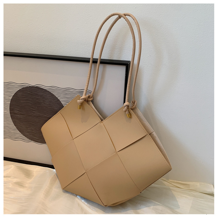 Capacity for Women Summer New Fashion Stylish Handbag Solid Color Single Shoulder Large Bag ddmymarket