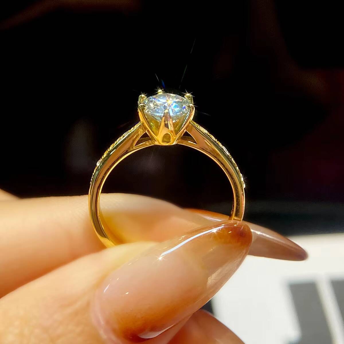 Custom Gra Certified Iced Out Diamond 925 Sterling Silver Round Women Moissanite Ring Engagement Fine Jewelry