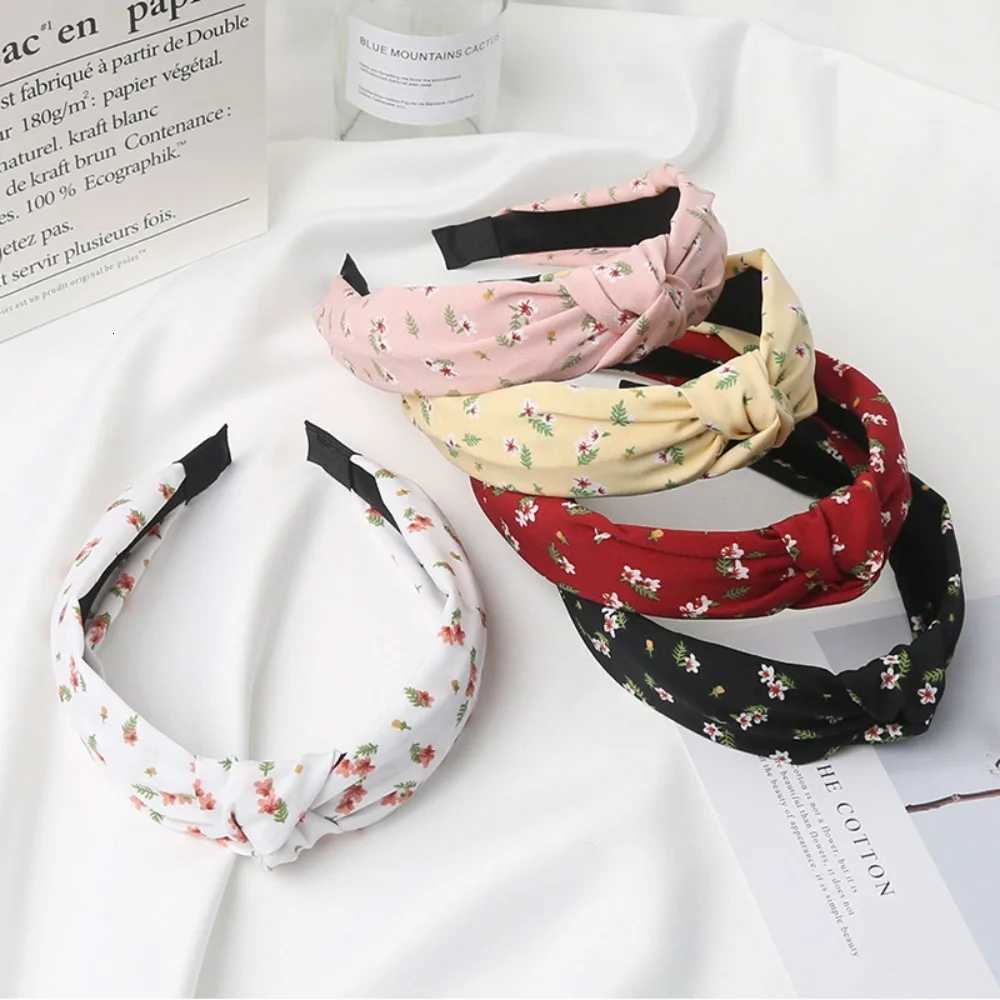 2024 New Printed Band Wide Edge Simple Hair Band Fabric Knotted Band Hair Accessories for Women X250812