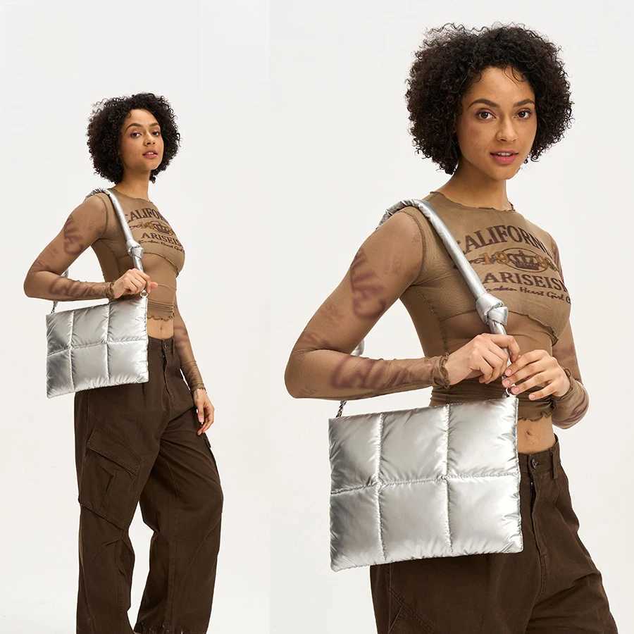 Fashion Quilted Padded Women Shoulder Bags Silver Clutch Purse Casual Nylon Down Cotton 11 Inch Ipad Inner Bag 14Inch Laptop Bag Z250812