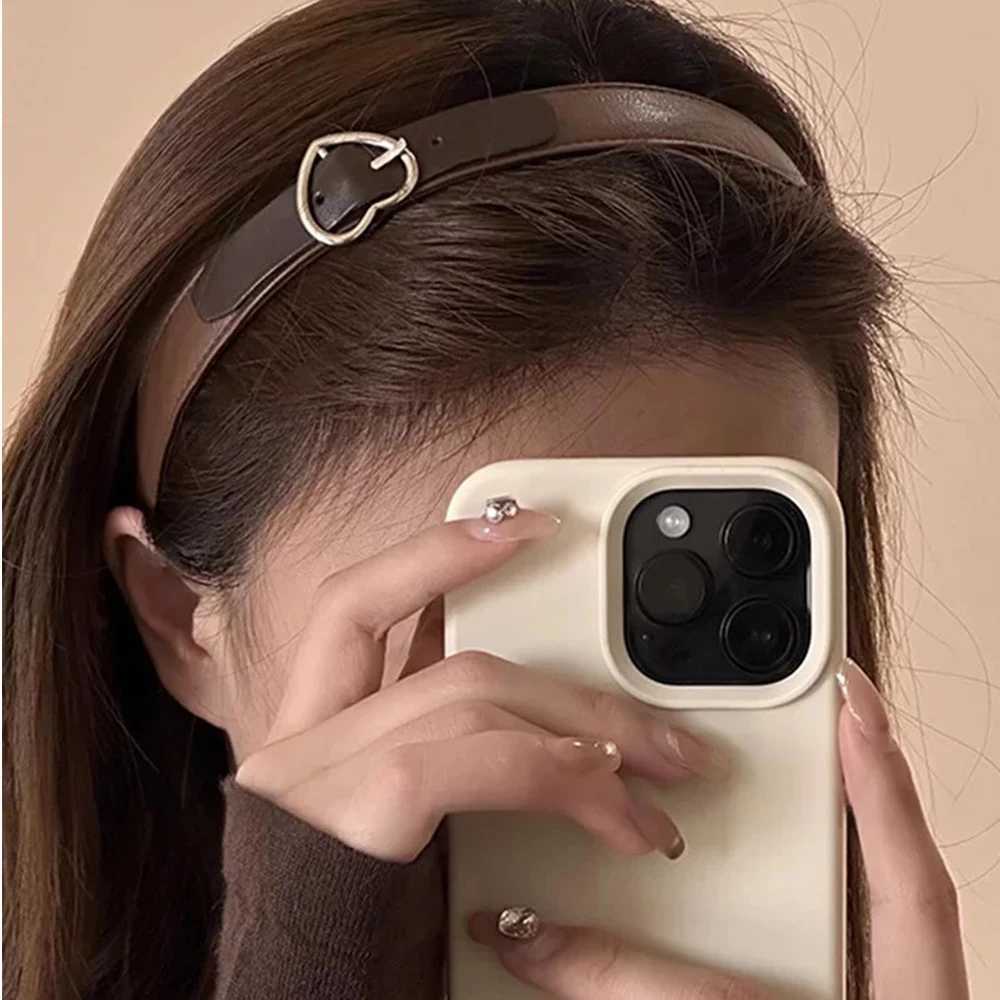 Fashion Coffee Brown Leather Buckle Hairband Hair Accessories Band for Women Spring Autumn Warm PU Leather Bands X250812