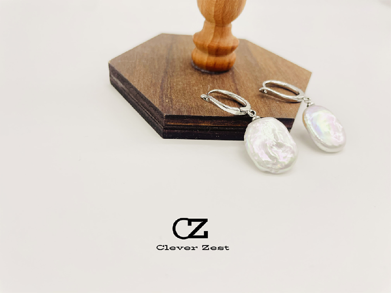 Natural freshwater baroque pearl earrings with silver and diamond party style, fashionable and simple, versatile for everyday wear, birthday gift