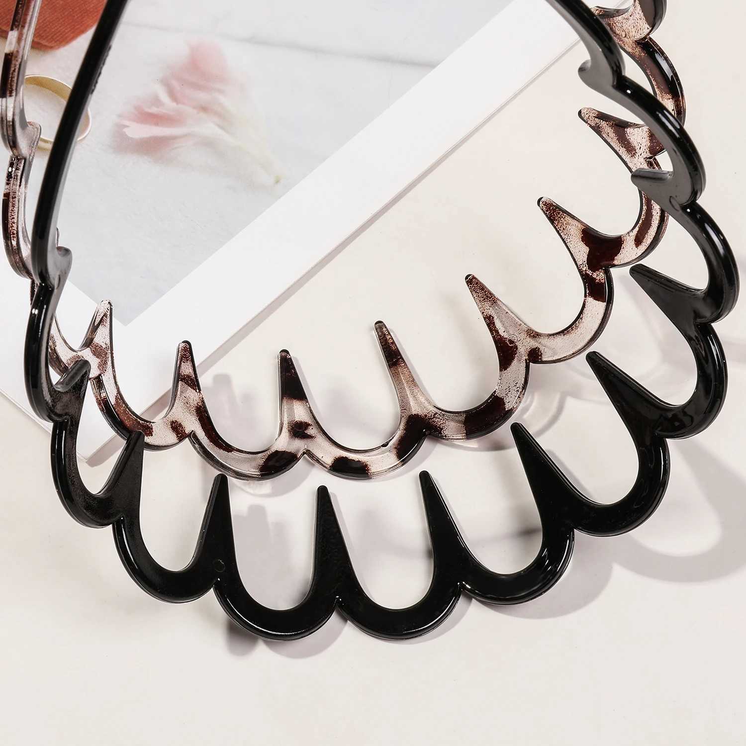 3PCS Non-Slip Fashion Plastic Bands with Teeth Loop Hair Accessory for Women Men Teen Girls Hair Decorations X250812