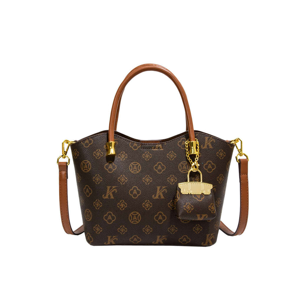 Light Monica Qiqi Luxury Presbyopic Handheld Mother-Daughter Tote Bag for Women 2025 New Trendy Large Capacity