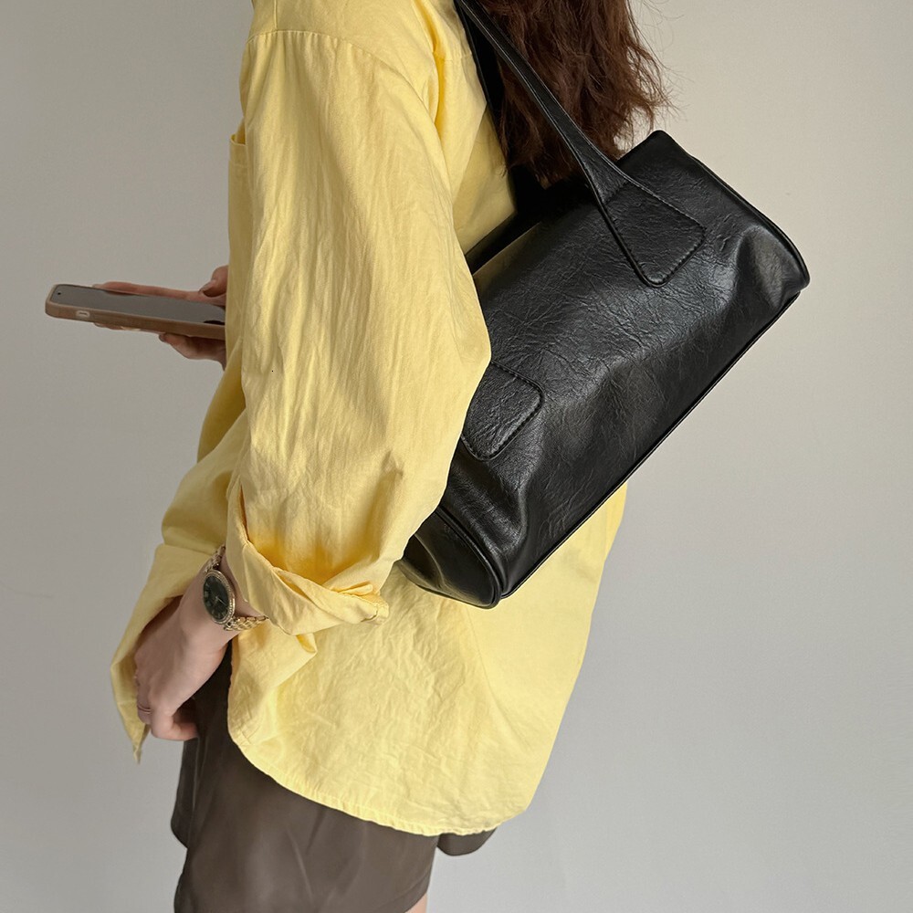 Underarm Baguette Bowling Casual Commuter Single Shoulder Boston Pillow Bag ddmymarket