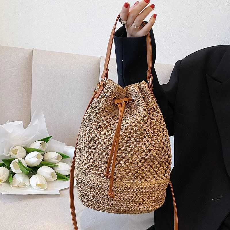 Woven Straw Bag Ladies Bucket Crossbody Bag Summer Beach Bag Travel Shoulder Bags Small Travel Purse and Handbag For Women Z250812