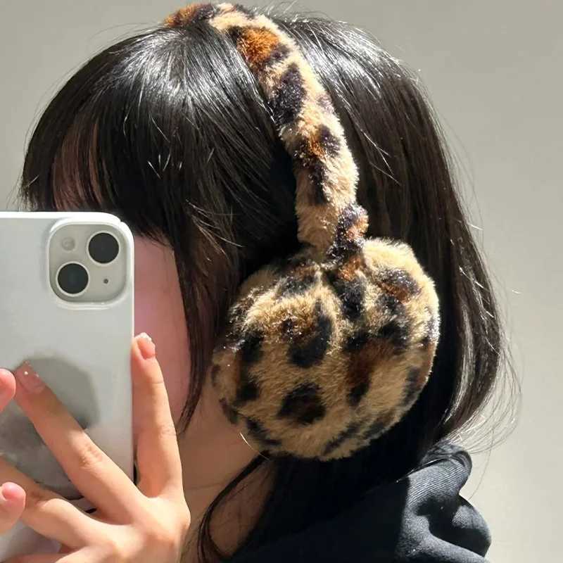 2K American Leopard Print Earmuff Outdoor Cold Protection Ear-Muffs Cover for Winter Soft Plush Ear Warmers Winter Accessories XJ250812