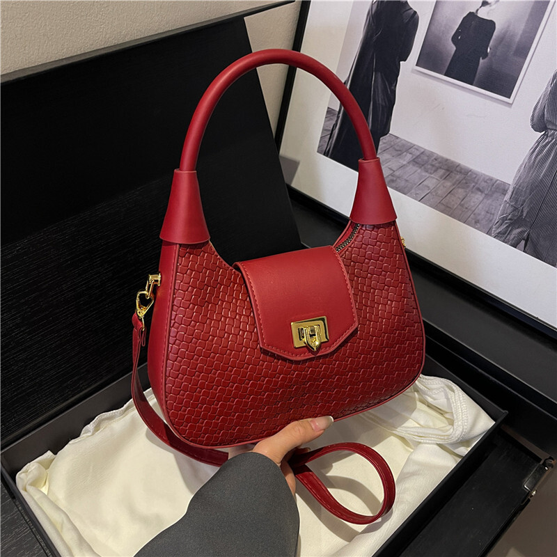 Free Shipping 2025 New Women's Designer Handbag High-quality Woven Crescent Bag Fashionable Retro Crossbody Bag High-end Dinner Dress Bag Wallet