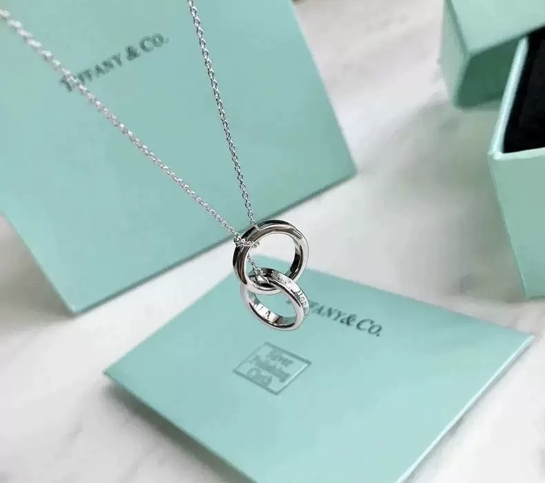 Tiffanyxly Love necklace Pendant Necklaces Luxury Necklace U Shape Pendant Necklace Designer Jewlery Diamond Tennis Jewelrys Designer Women Luxury Jewelry