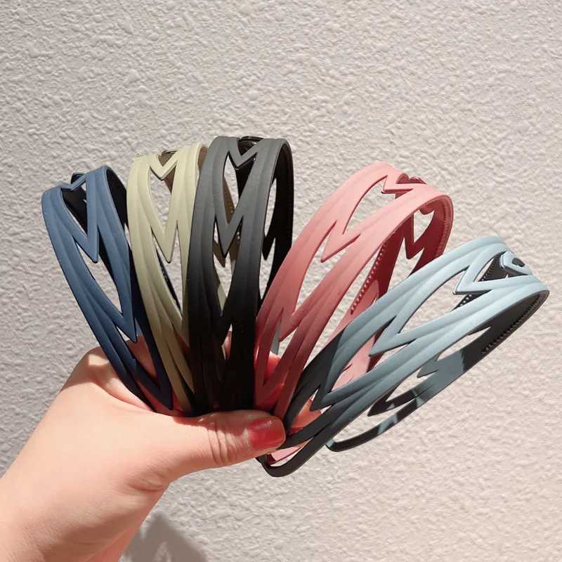 New Fashion All-match Simple Hollow Frosted Non-slip Hair Bands for Women Girls Clamp Hair Accessories Wear X250812