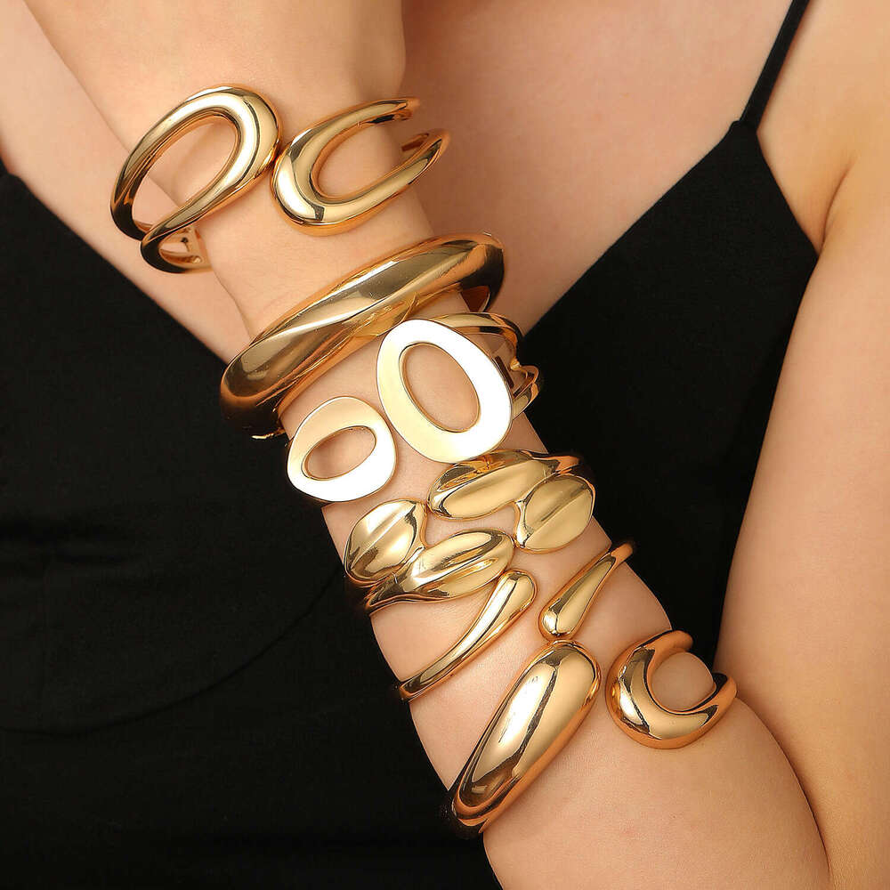 Fashion Exaggerated Personality for Women Open Hip-Hop Irregular Alloy Bracelet Bangle