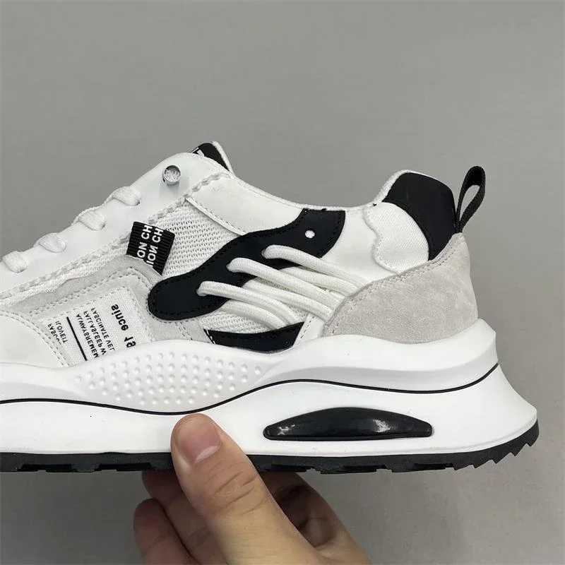Men Sneakers Thick Sole Comfortable Running Shoes Male Outdoor Mesh Sports Shoes Fashion Men Walking Shoes Mens Tennis Z250812