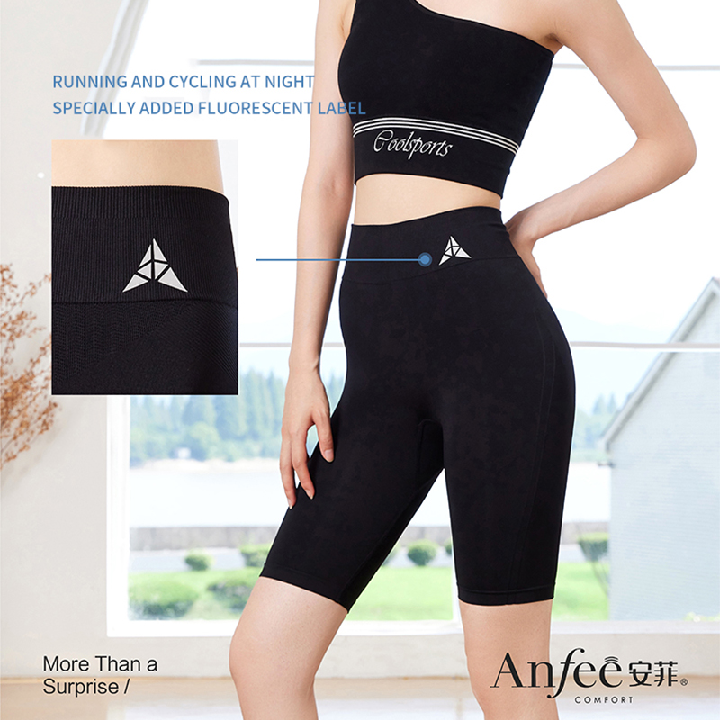 Yoga five minute shorts night run fluorescent label 2025 summer new sports outdoor cycling pants high waist lifting buttocks naked feeling tight fitne