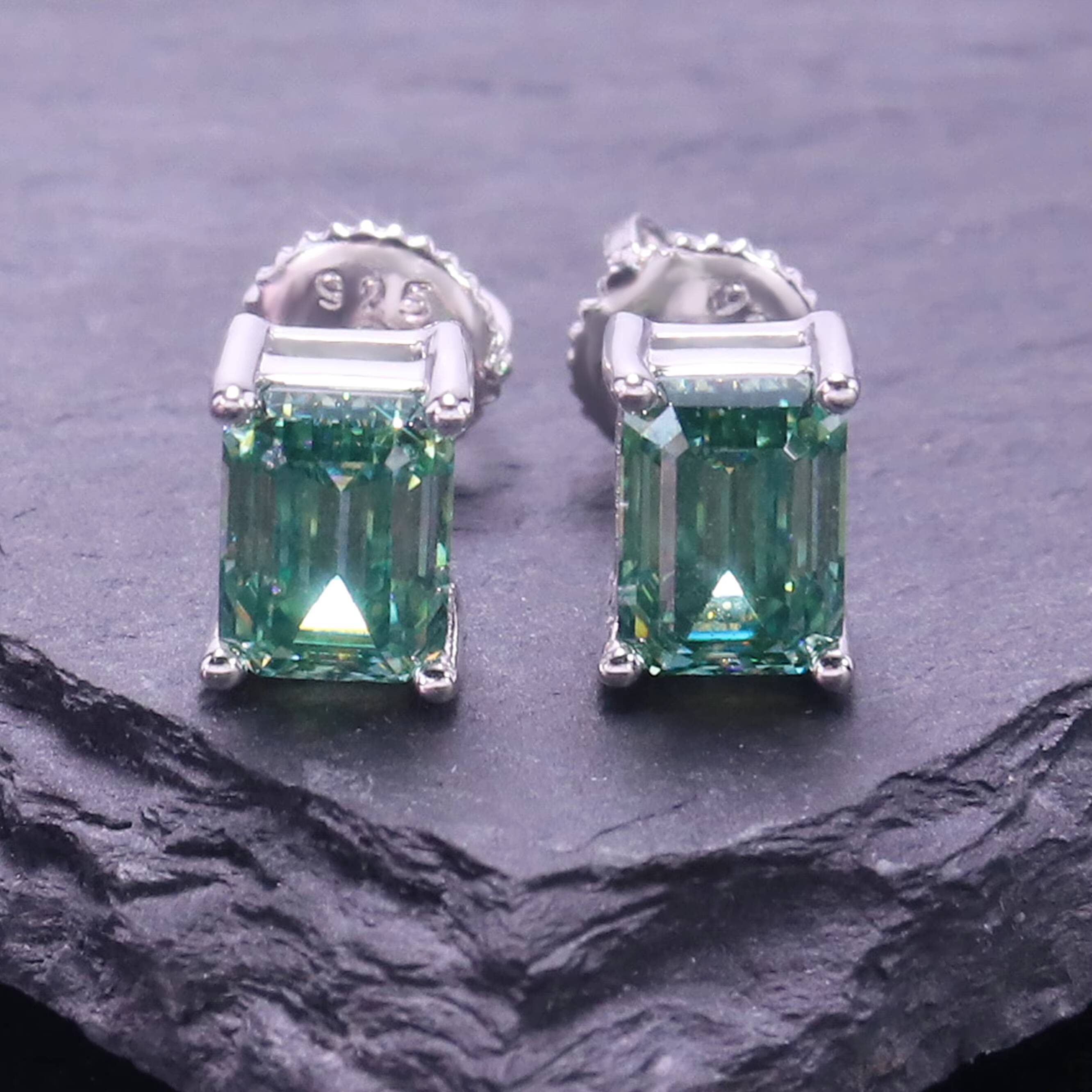 925 Silver Earrings Stud Green Emerald 5x7mm 1carat Moissanite Gold Plated Green Moissanite Earrings